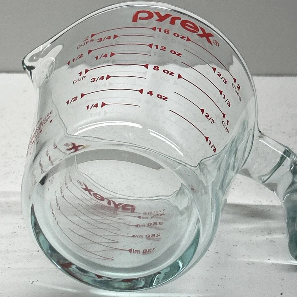 Pyrex 2 Cup 16 oz Glass Red Letter Measuring‎ Cup Open End Handle USA